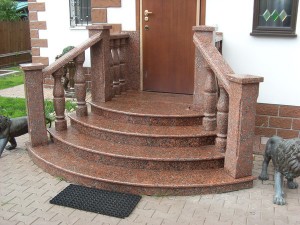 Гранитная лестница Капустинский гранит ступени Самые прочные гранитные лестницы. Ступени и подступенки.